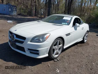 2012 Mercedes-Benz SLK 350 z VIN WDDPK5HA2CF040431, wystawiony jako IAAI lot #42066002 z przebiegiem 98 016 mil mil oraz . Historia ofert i sprzedaży dostępna na DreamBid. Obrazek 2.