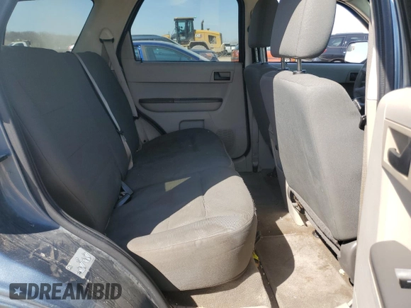 2010 Ford Escape XLS с VIN 1FMCU0C71AKC79020, выставлен на аукционе Copart как лот 52207675 с пробегом 188 415 миль миль и Списание • Salvage title. История ставок и продаж доступна на DreamBid. Изображение 11.