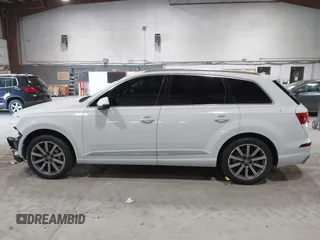 2017 Audi Q7 Premium Plus z VIN WA1LAAF76HD044846, wystawiony jako IAAI lot #42213407 z przebiegiem 105 695 mil mil oraz . Historia ofert i sprzedaży dostępna na DreamBid. Obrazek 15.