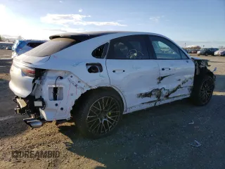 2022 Porsche Cayenne E-Hybrid Hybrid with VIN WP1BE2AY4NDA51204, listed as a Copart auction lot 43802764 with 22,538 mi miles and . Bid and sale history available at DreamBid. Image 3.