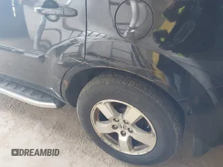 2011 Honda Pilot EX with VIN 5FNYF4H45BB093652, listed as a IAAI auction lot 41872586 with 213,125 mi miles. Bid and sale history available at carsss.com. Image 6.