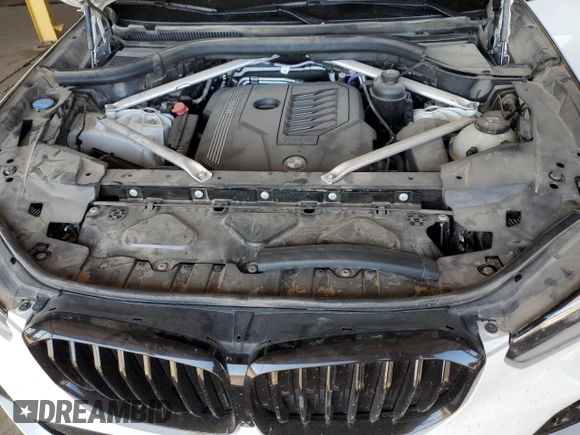2022 BMW X5 sDrive40i with VIN 5UXCR4C04N9K22970, listed as a Copart auction lot 50420305 with 56,500 mi miles and Salvage Title. Bid and sale history available at carsss.com. Image 11.