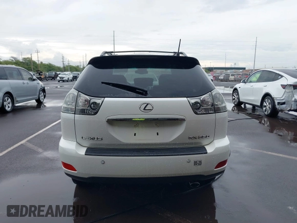 2007 Lexus RX 350 with VIN JTJGK31U870002338, listed as a IAAI auction lot 41755649 with 211,151 mi miles. Bid and sale history available at carsss.com. Image 17.