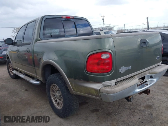 2003 Ford F-150 XLT with VIN 1FTRW08L43KC83824, listed as a IAAI auction lot 41885702 with 242,195 mi miles. Bid and sale history available at carsss.com. Image 3.