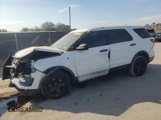 2016 Ford Utility Police Interceptor with VIN 1FM5K8AR8GGA36785, listed as a Copart auction lot 43904595 with 145,014 mi miles and Non Repairable. Bid and sale history available at carsss.com. Image 1.