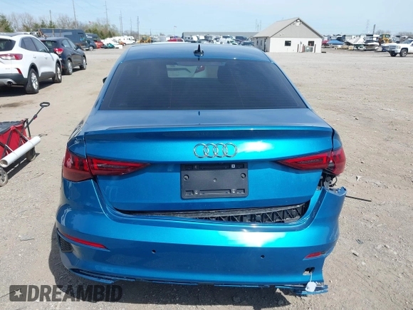 2023 Audi A3 Premium z VIN WAUAUDGY1PA084908, wystawiony jako IAAI lot #42048782 z przebiegiem 28 860 mil mil oraz . Historia ofert i sprzedaży dostępna na DreamBid. Obrazek 16.