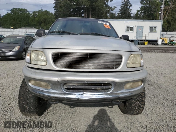 1998 Ford F-150 с VIN 1FTZX18W9WKB78181, выставлен на аукционе Copart как лот 55859885 с пробегом 251 664 миль миль и Списание • Salvage title. История ставок и продаж доступна на DreamBid. Изображение 5.
