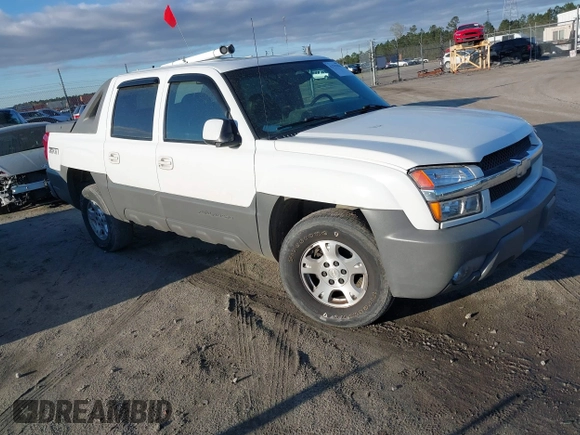2002 Chevrolet Avalanche with VIN 3GNEK13T02G134587, listed as a IAAI auction lot 41793950 with 226,625 mi miles. Bid and sale history available at carsss.com. Image 1.