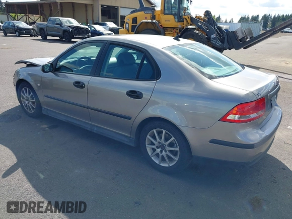 2004 Saab 9-3 z VIN YS3FB49S041036411, wystawiony jako IAAI lot #42010899 z przebiegiem 130 847 mil mil oraz . Historia ofert i sprzedaży dostępna na DreamBid. Obrazek 3.