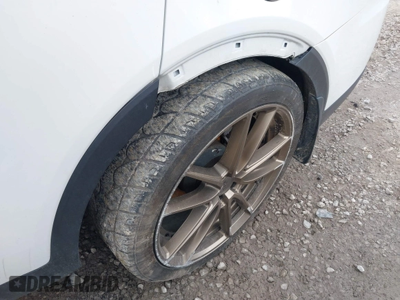 2019 Kia Sorento LX with VIN 5XYPG4A30KG524272, listed as a IAAI auction lot 41786623 with 124,942 mi miles and . Bid and sale history available at carsss.com. Image 18.