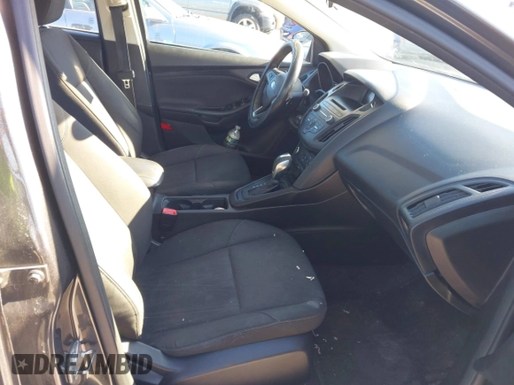 2016 Ford Focus SE with VIN 1FADP3F26GL223603, listed as a IAAI auction lot 41492481 with 146,012 mi miles. Bid and sale history available at carsss.com. Image 5.
