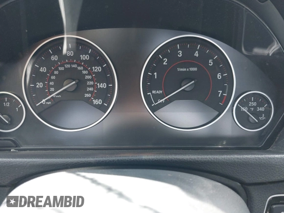 2018 BMW 3 Series 330i z VIN WBA8B9C54JEE81206, wystawiony jako IAAI lot #42251897 z przebiegiem Nie podano mil oraz . Historia ofert i sprzedaży dostępna na DreamBid. Obrazek 7.