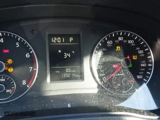 2015 Volkswagen Passat 1.8T S with VIN 1VWAT7A30FC022274, listed as a IAAI auction lot 41418742 with 139,214 mi miles. Bid and sale history available at carsss.com. Image 7.