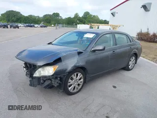 2008 Toyota Avalon XL with VIN 4T1BK36B68U261839, listed as a IAAI auction lot 41131172 with 94,829 mi miles. Bid and sale history available at carsss.com. Image 2.