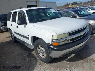 2005 Chevrolet Tahoe Z71 with VIN 1GNEC13T85R137643, listed as a IAAI auction lot 41077117 with 259,012 mi miles. Bid and sale history available at carsss.com. Image 1.