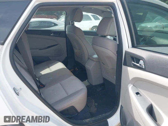 2016 Hyundai Tucson SE z VIN KM8J3CA43GU092864, wystawiony jako IAAI lot #40366787 z przebiegiem 126 462 mil mil oraz . Historia ofert i sprzedaży dostępna na DreamBid. Obrazek 8.