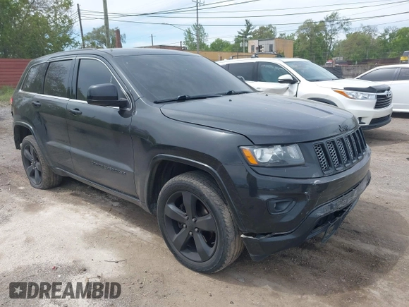 2015 Jeep Grand Cherokee Altitude z VIN 1C4RJFAG5FC682058, wystawiony jako IAAI lot #42352814 z przebiegiem 228 067 mil mil oraz . Historia ofert i sprzedaży dostępna na DreamBid. Obrazek 1.