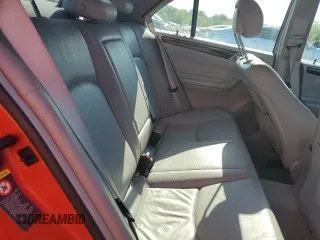 2002 Mercedes-Benz C 230/260/280/320 z VIN WDBRF64JX2F151681, wystawiony jako Copart lot #58432005 z przebiegiem 106 462 mil mil oraz Szkoda całkowita • Salvage title. Historia ofert i sprzedaży dostępna na DreamBid. Obrazek 10.