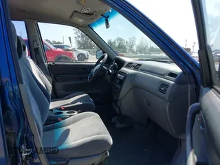 1998 Honda CR-V EX with VIN JHLRD1865WC042846, listed as a IAAI auction lot 41980332 with 209,914 mi miles. Bid and sale history available at carsss.com. Image 5.