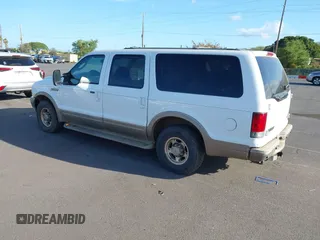 2003 Ford Excursion with VIN 1FMNU44SX3EA91794, listed as a IAAI auction lot 42533962 with 139,785 mi miles and . Bid and sale history available at DreamBid. Image 3.