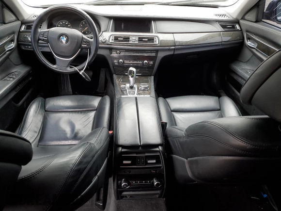 2015 BMW 7 Series 750Li with VIN WBAYE8C51FD781877, listed as a Copart auction lot 44023825 with 91,370 mi miles and Salvage Title. Bid and sale history available at carsss.com. Image 8.