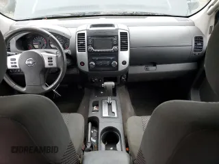 2015 Nissan Frontier SV z VIN 1N6AD0CW0FN737331, wystawiony jako Copart lot #84547974 z przebiegiem 183 064 mil mil oraz Szkoda całkowita • Salvage title. Historia ofert i sprzedaży dostępna na DreamBid. Obrazek 8.