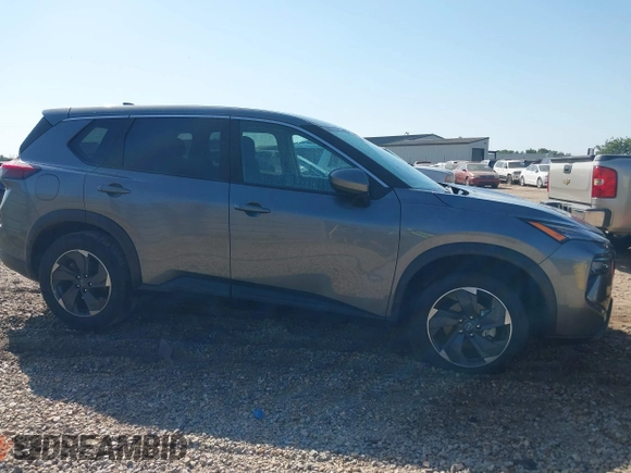 2024 Nissan Rogue SV with VIN 5N1BT3BA7RC704470, listed as a IAAI auction lot 42045775 with 25,288 mi miles and . Bid and sale history available at carsss.com. Image 13.