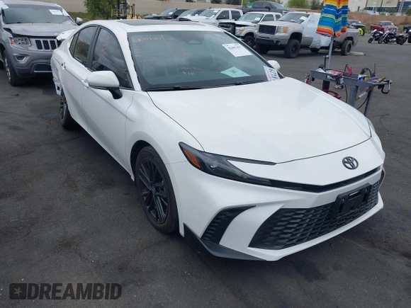 2025 Toyota Camry LE with VIN 4T1DAACK3SU087725, listed as a IAAI auction lot 42067493 with 3,217 mi miles and . Bid and sale history available at DreamBid. Image 1.