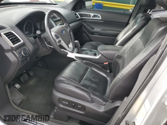 2013 Ford Explorer Sport z VIN 1FM5K8GTXDGC24710, wystawiony jako Copart lot #56323525 z przebiegiem 53 889 mil mil oraz Szkoda całkowita • Salvage title. Historia ofert i sprzedaży dostępna na DreamBid. Obrazek 7.