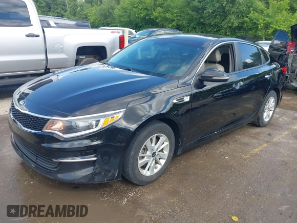 2017 Kia Optima LX z VIN 5XXGT4L35HG152515, wystawiony jako IAAI lot #42366917 z przebiegiem 102 256 mil mil oraz . Historia ofert i sprzedaży dostępna na DreamBid. Obrazek 19.