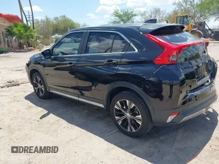 2018 Mitsubishi Eclipse Cross SE z VIN JA4AT5AA5JZ039030, wystawiony jako IAAI lot #42421884 z przebiegiem 65 982 mil mil oraz . Historia ofert i sprzedaży dostępna na DreamBid. Obrazek 3.