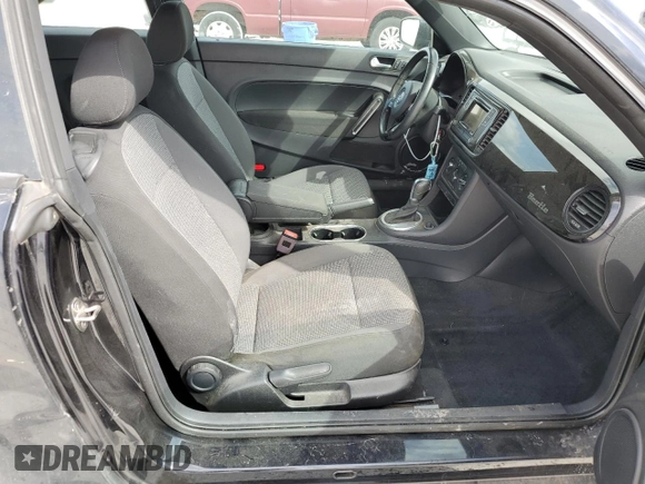 2018 Volkswagen Beetle S with VIN 3VWFD7AT9JM709408, listed as a Copart auction lot 45959565 with 34,317 mi miles and Salvage title. Bid and sale history available at DreamBid. Image 11.