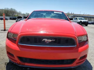 2014 Ford Mustang V6 with VIN 1ZVBP8AM1E5327826, listed as a Copart auction lot 57093825 with 158,268 mi miles and Salvage title. Bid and sale history available at DreamBid. Image 5.