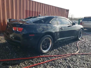 2011 Chevrolet Camaro 2LS with VIN 2G1FA1ED7B9126155, listed as a Copart auction lot 49350195 with 160,607 mi miles and Salvage Title. Bid and sale history available at carsss.com. Image 3.