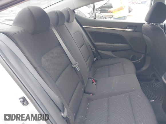 2020 Hyundai Elantra Value Edition z VIN KMHD84LF0LU083231, wystawiony jako IAAI lot #42389540 z przebiegiem 14 338 mil mil oraz . Historia ofert i sprzedaży dostępna na DreamBid. Obrazek 8.