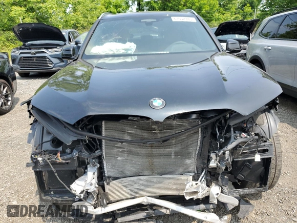 2023 BMW X5 xDrive45e z VIN 5UXTA6C09P9R00571, wystawiony jako Copart lot #61052995 z przebiegiem 9 702 mil mil oraz Szkoda całkowita • Salvage title. Historia ofert i sprzedaży dostępna na DreamBid. Obrazek 5.