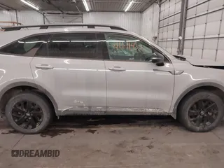 2022 Kia Sorento X-Line S with VIN 5XYRLDLC5NG117800, listed as a IAAI auction lot 41611432 with 25,914 mi miles. Bid and sale history available at carsss.com. Image 14.
