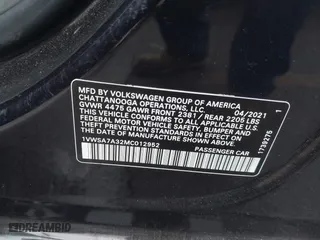 2021 Volkswagen Passat 2.0T SE with VIN 1VWSA7A32MC012952, listed as a IAAI auction lot 41370840 with 71,141 mi miles. Bid and sale history available at carsss.com. Image 9.