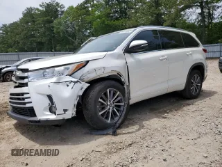 2018 Toyota Highlander SE z VIN 5TDKZRFHXJS539384, wystawiony jako Copart lot #57213565 z przebiegiem 111 375 mil mil oraz Szkoda całkowita • Salvage title. Historia ofert i sprzedaży dostępna na DreamBid. Obrazek 1.