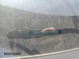 2023 Lucid Air Touring z VIN 50EA1TEA9PA004570, wystawiony jako Copart lot #51908985 z przebiegiem Nie podano mil oraz Szkody całkowita. Historia ofert i sprzedaży dostępna na DreamBid. Obrazek 12.