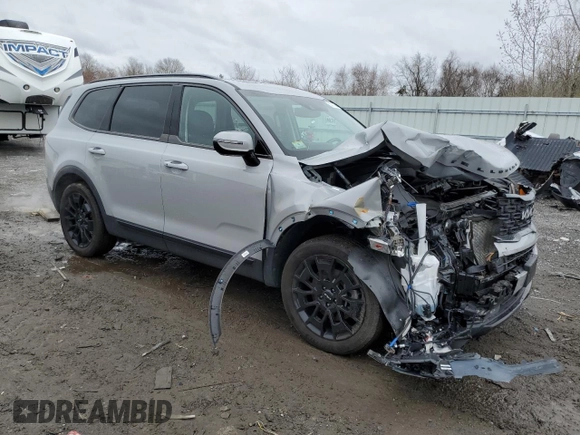2022 Kia Telluride SX with VIN 5XYP5DHC3NG288104, listed as a Copart auction lot 52617285 with 30,312 mi miles and Salvage Title. Bid and sale history available at DreamBid. Image 4.