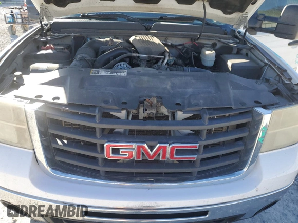 2007 GMC Sierra 3500HD SRW SLT z VIN 1GTHK33657F518837, wystawiony jako Copart lot #88449265 z przebiegiem 298 791 mil mil oraz Szkody całkowita. Historia ofert i sprzedaży dostępna na DreamBid. Obrazek 11.