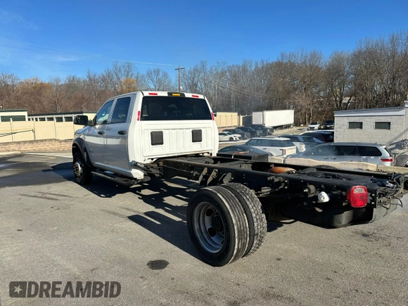 2020 Ram 5500 Tradesman с VIN 3C7WRNFL6LG174995, выставлен на аукционе Copart как лот 86983754 с пробегом 289 030 миль миль и Чистый • Clean title. История ставок и продаж доступна на DreamBid. Изображение 2.