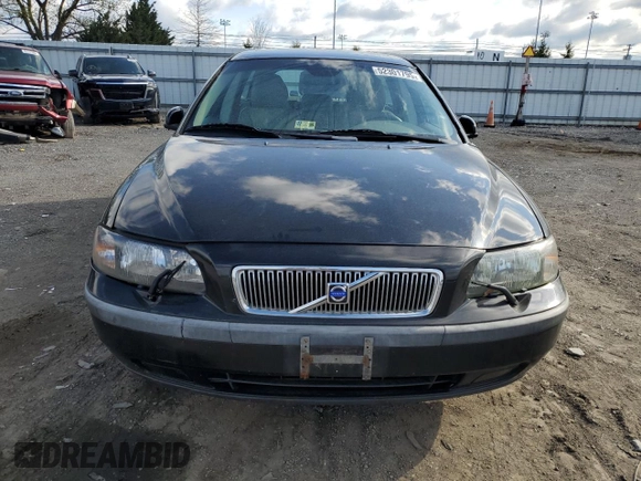 2004 Volvo V70 with VIN YV1SW59V842395259, listed as a Copart auction lot 52301795 with 213,776 mi miles and Salvage Title. Bid and sale history available at carsss.com. Image 5.