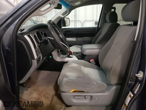 2008 Toyota Tundra z VIN 5TBBV54158S492942, wystawiony jako Copart lot #55522155 z przebiegiem 179 105 mil mil oraz Szkoda całkowita • Salvage title. Historia ofert i sprzedaży dostępna na DreamBid. Obrazek 7.