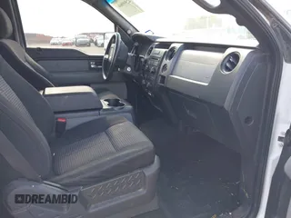 2014 Ford F-150 XL z VIN 1FTEW1CM8EKE54002, wystawiony jako IAAI lot #42599866 z przebiegiem 88 472 mil mil oraz . Historia ofert i sprzedaży dostępna na DreamBid. Obrazek 5.
