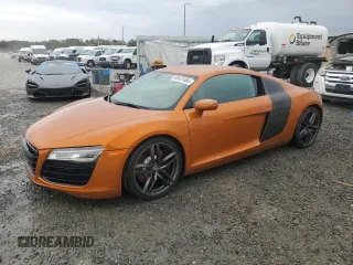 2014 Audi R8 z VIN WUAAUAFG4EN002088, wystawiony jako Copart lot #85631684 z przebiegiem 43 015 mil mil oraz Szkody całkowita. Historia ofert i sprzedaży dostępna na DreamBid. Obrazek 1.