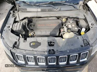 2018 Jeep Compass Latitude with VIN 3C4NJDBB0JT191125, listed as a Copart auction lot 52825905 with 188,553 mi miles and Clean Title. Bid and sale history available at carsss.com. Image 12.