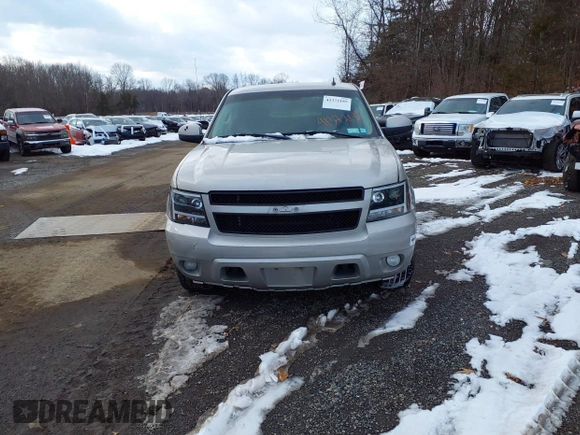 2007 Chevrolet Avalanche 3LT z VIN 3GNEC120X7G288249, wystawiony jako IAAI lot #41372185 z przebiegiem 254 319 mil mil oraz . Historia ofert i sprzedaży dostępna na DreamBid. Obrazek 6.