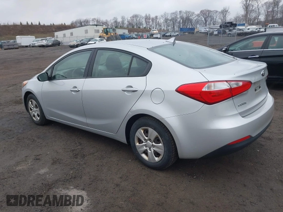 2016 Kia Forte LX with VIN KNAFK4A67G5501704, listed as a IAAI auction lot 42027500 with 269,131 mi miles. Bid and sale history available at carsss.com. Image 3.